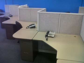 Used Steelcase Avenir 6 x 4 Workstations